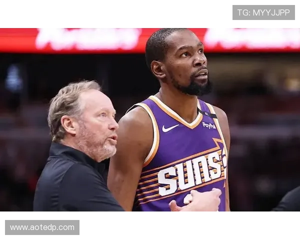 詹姆斯复出助湖人逆转胜勇士杜兰特重伤太阳队面临困境